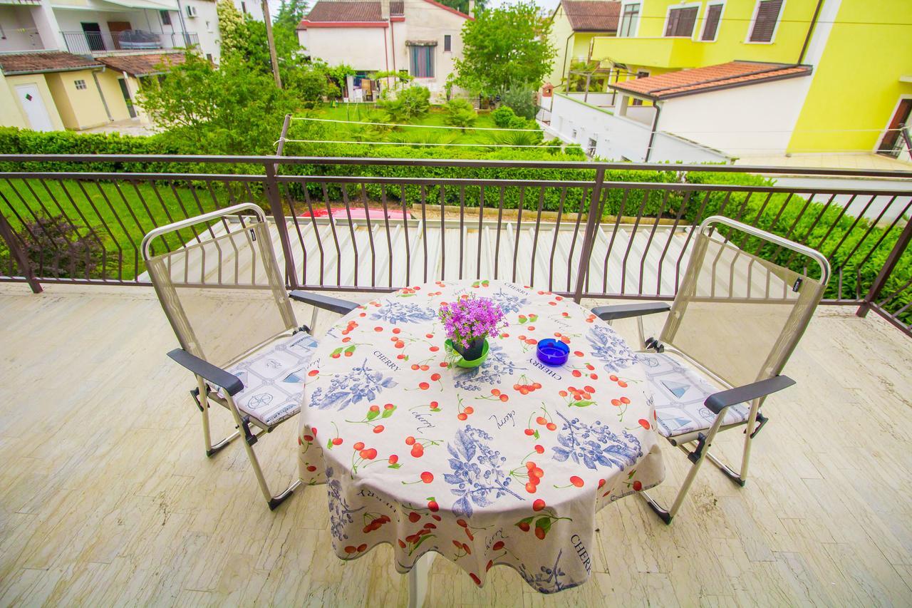 Pineta House Vidos Appartement Poreč Buitenkant foto