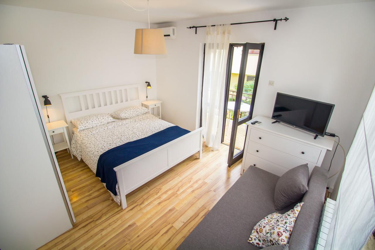 Pineta House Vidos Appartement Poreč Buitenkant foto