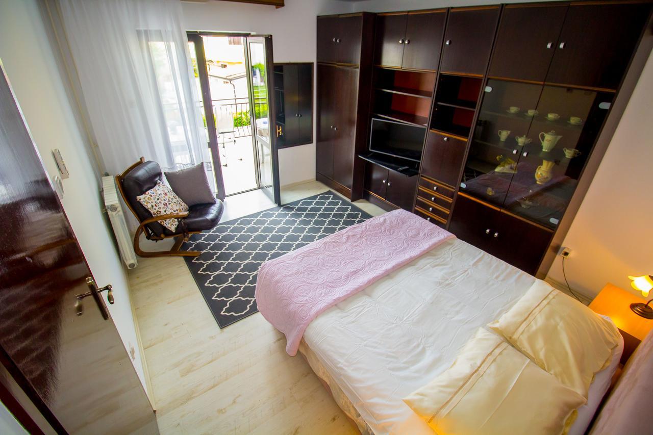 Pineta House Vidos Appartement Poreč Buitenkant foto